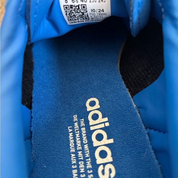 Womens Adidas Sambae Athletic Shoe - Picture 7 of 8